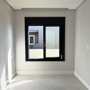 Casa com 335m², 4 dormitórios, 4 suítes, 2 vagas no Reserva das Águas em Torres para Comprar