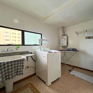Apartamento com 190m², 3 dormitórios, 1 suíte, 2 vagas no Casa Blanca em Torres para Comprar