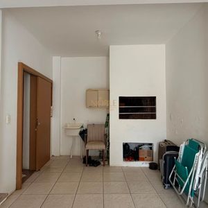 Casa com 130m², 4 dormitórios, 4 vagas no bairro Getúlio Vargas em Torres para Comprar