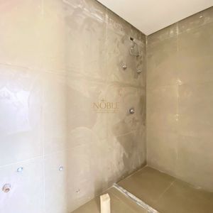 Apartamento com 130m², 4 dormitórios, 3 suítes, 2 vagas no Mirage em Torres para Comprar