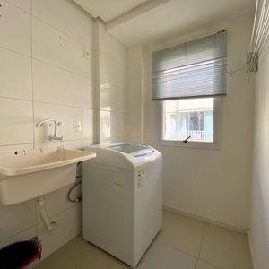 Apartamento com 88m², 2 dormitórios, 1 suíte, 1 vaga no Villa Real em Torres para Comprar