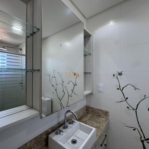 Apartamento com 123m², 3 dormitórios, 2 suítes, 2 vagas no Lê Classic em Torres para Comprar