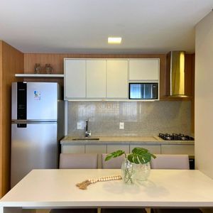 Apartamento com 94m², 2 dormitórios, 2 suítes, 1 vaga no Rosa dos Ventos em Torres para Comprar