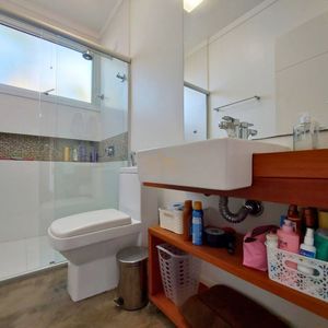 Casa com 210m², 3 dormitórios, 3 suítes, 2 vagas no Ocean Side em Torres para Comprar