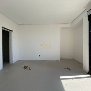 Cobertura com 385m², 4 dormitórios, 4 suítes, 4 vagas no Vanguard em Torres para Comprar