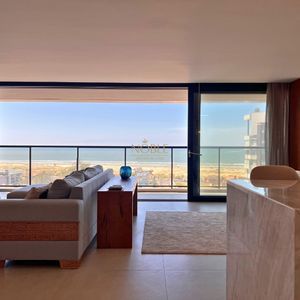 Apartamento com 220m², 4 dormitórios, 4 suítes, 3 vagas no Vitra em Torres para Comprar