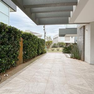 Casa de Condomínio, 4 dormitórios, 4 suítes, 2 vagas no Ocean Side em Torres para Comprar