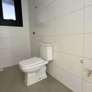 Apartamento com 80m², 2 dormitórios, 1 suíte, 1 vaga no Opportunity em Torres para Comprar