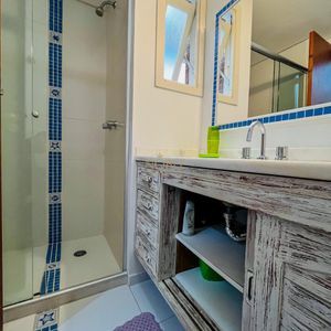 Apartamento com 111m², 3 dormitórios, 1 suíte, 2 vagas no Ilha de Saint Martin em Torres para Comprar