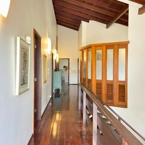 Casa com 518m², 5 dormitórios, 2 suítes, 2 vagas no bairro Praia Grande em Torres para Comprar