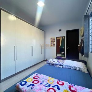 Casa, 3 dormitórios, 1 suíte, 2 vagas no bairro Igra Sul em Torres para Comprar