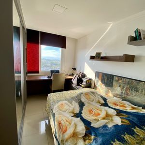 Apartamento com 100m², 3 dormitórios, 1 suíte, 2 vagas no Torre de Athena em Torres para Comprar