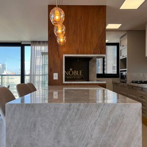 Apartamento com 220m², 4 dormitórios, 4 suítes, 3 vagas no Vitra em Torres para Comprar