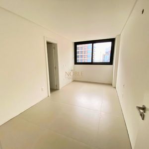 Apartamento com 140m², 3 dormitórios, 3 suítes, 2 vagas no Voga em Torres para Comprar