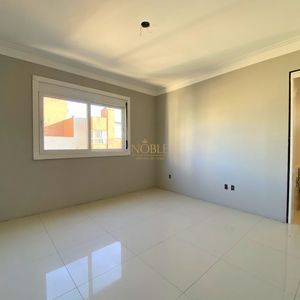 Apartamento com 232m², 4 dormitórios, 4 suítes, 2 vagas no Estevanell em Torres para Comprar