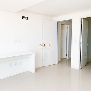 Cobertura com 110m², 2 dormitórios, 2 suítes, 1 vaga no Lumiere em Torres para Comprar