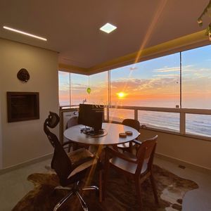 Flat com 58m², 1 dormitório, 1 vaga no Dunas Flat em Torres para Comprar