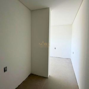 Apartamento com 121m², 3 dormitórios, 3 suítes, 1 vaga no Punta Del Sole em Torres para Comprar