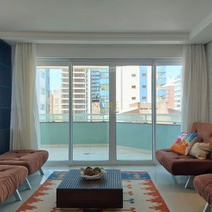 Apartamento com 263m², 4 dormitórios, 4 suítes, 4 vagas no Neptuno em Torres para Comprar