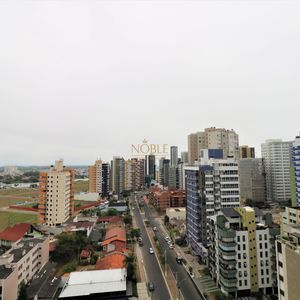 Apartamento com 109m², 3 dormitórios, 1 suíte, 2 vagas no San Pietro em Torres para Comprar