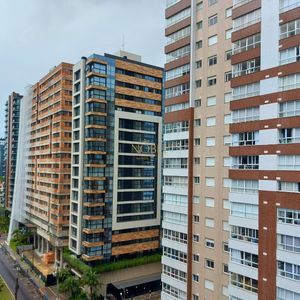 Apartamento com 80m², 2 dormitórios, 1 suíte, 1 vaga no Opportunity em Torres para Comprar