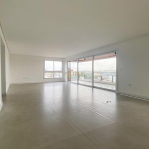 Apartamento com 150m², 3 dormitórios, 1 suíte, 1 vaga no Morada do Parque em Torres para Comprar