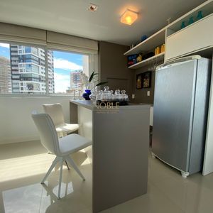 Apartamento com 144m², 3 dormitórios, 3 suítes, 2 vagas no Tutto Residenziale em Torres para Comprar