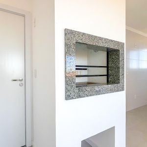 Apartamento com 84m², 2 dormitórios, 1 suíte, 2 vagas no Ilha de Creta em Torres para Comprar