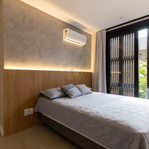 Casa com 244m², 4 dormitórios, 4 suítes, 2 vagas no Condomínio Ilhas Park em Torres para Comprar