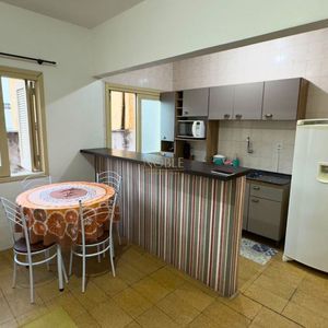 Apartamento com 50m², 2 dormitórios no Edifício Munari em Torres para Comprar