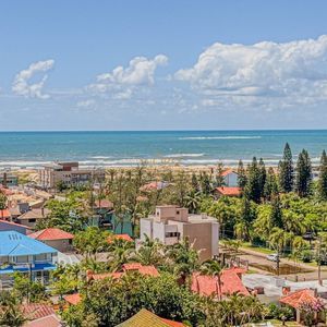 Apartamento com 100m², 2 dormitórios, 2 suítes, 2 vagas no Bella Vita em Torres para Comprar