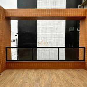 Duplex com 228m², 3 dormitórios, 3 suítes, 1 vaga no Giardino em Torres para Comprar