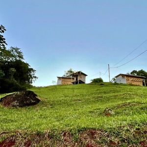 Casa com 1800m², 4 dormitórios, 3 vagas no bairro Centro em Praia Grande para Comprar