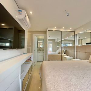 Apartamento com 120m², 3 dormitórios, 1 suíte, 2 vagas no Michelângelo em Torres para Comprar