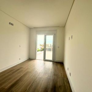Casa de Condomínio com 306m², 4 dormitórios, 4 suítes, 4 vagas no Reserva das Águas em Torres para Comprar