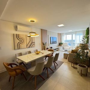 Cobertura com 222m², 3 dormitórios, 1 suíte, 1 vaga no Castelo Branco em Torres para Comprar