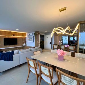 Apartamento com 220m², 4 dormitórios, 4 suítes, 2 vagas no Vitra em Torres para Comprar