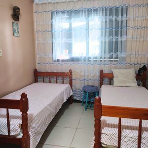 Casa, 6 dormitórios, 2 suítes, 3 vagas no bairro Getúlio Vargas em Torres para Comprar