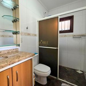Casa com 156m², 3 dormitórios, 1 suíte, 4 vagas no bairro Praia Itapeva em Torres para Comprar