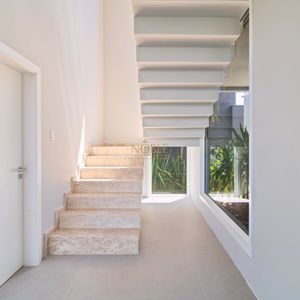 Casa de Condomínio com 260m², 4 dormitórios, 4 suítes, 2 vagas no Reserva das Águas em Torres para Comprar