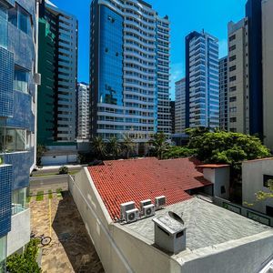 Apartamento com 131m², 3 dormitórios, 3 suítes, 1 vaga no Ilha de Córsica em Torres para Comprar