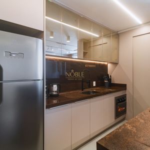 Apartamento com 50m², 1 dormitório, 1 suíte, 1 vaga no Maui Residencial em Torres para Comprar