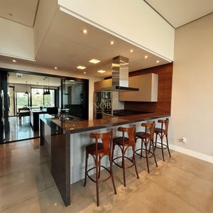 Casa com 284m², 3 dormitórios, 1 suíte, 2 vagas no Reserva das Águas em Torres para Comprar