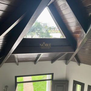 Casa com 180m², 4 dormitórios, 4 suítes, 2 vagas no bairro Praia da Cal em Torres para Comprar