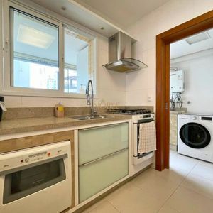 Apartamento com 143m², 3 dormitórios, 3 suítes, 2 vagas no Campana del Mare em Torres para Comprar
