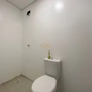 Sala Comercial com 32m², 1 dormitório no Quebec Comercial em Torres para Comprar