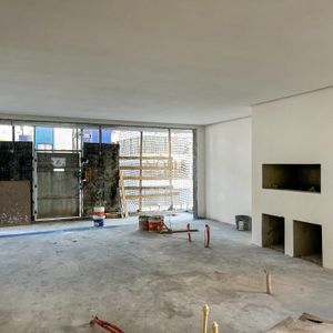 Apartamento com 210m², 4 dormitórios, 4 suítes, 3 vagas no Vanguard em Torres para Comprar
