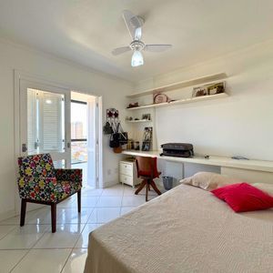 Cobertura com 182m², 4 dormitórios, 1 suíte, 1 vaga no Bella Vista em Torres para Comprar