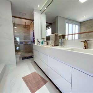 Casa de Condomínio com 312m², 4 dormitórios, 4 suítes, 4 vagas no Reserva das Águas em Torres para Comprar