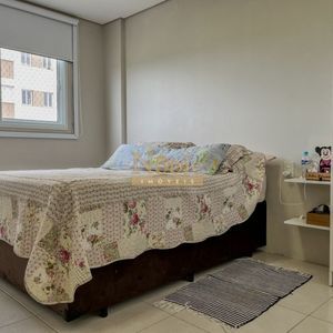 Apartamento com 60m², 2 dormitórios, 1 suíte, 1 vaga no Residencial Jardim Europa em Torres para Comprar